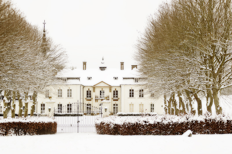 chateau sous la neige